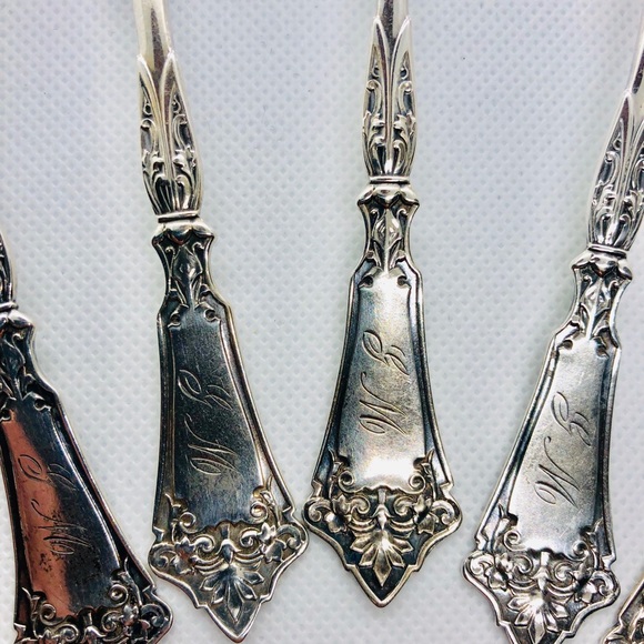 *SOLD* Antique Sterling Hotchkiss & Schreuder Tea Spoons - Picture 4 of 8